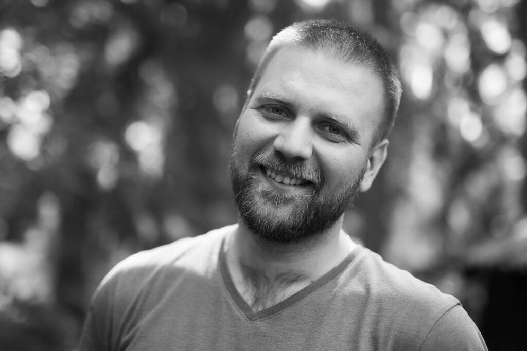 Антон Будников